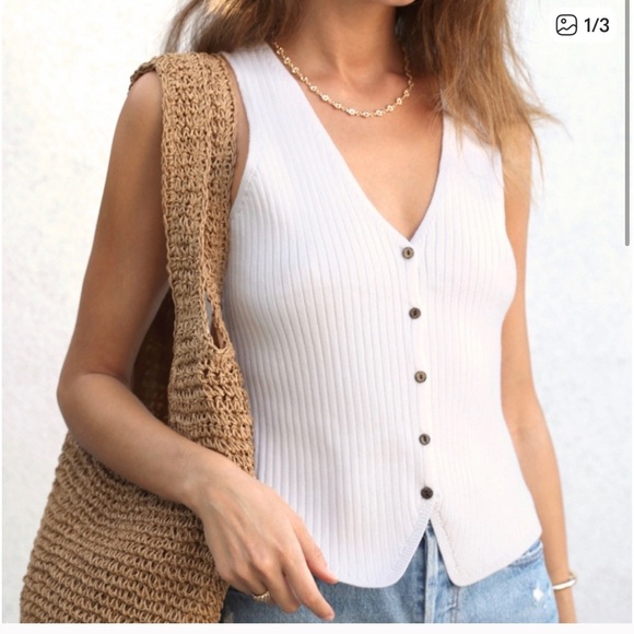 Anthropologie Greylin White Ribbed Buttoned Vest - Picture 1 of 10